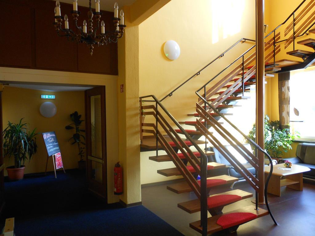 Hotel Tivoli Zerbst Zewnętrze zdjęcie