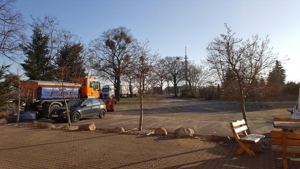 Hotel Tivoli Zerbst Zewnętrze zdjęcie