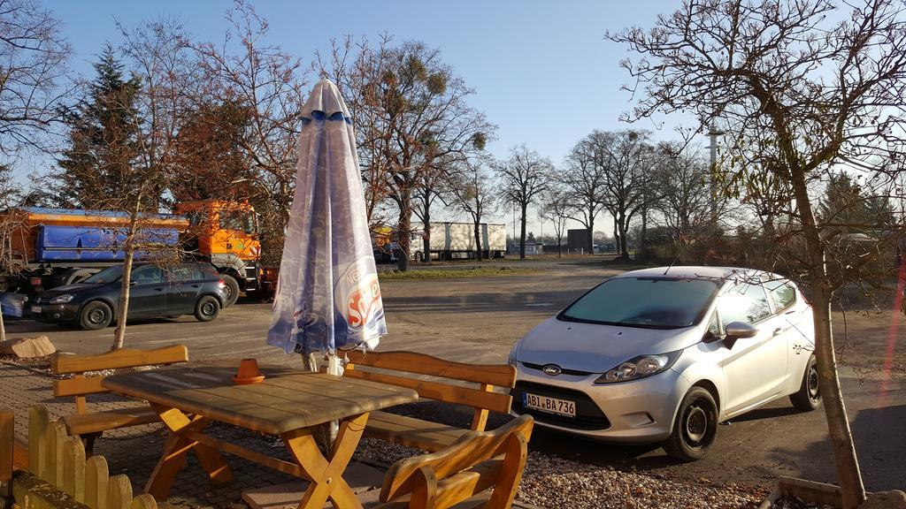 Hotel Tivoli Zerbst Zewnętrze zdjęcie