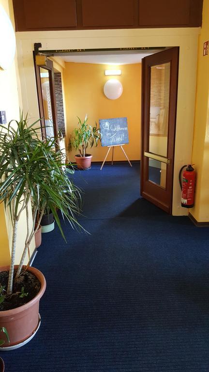 Hotel Tivoli Zerbst Zewnętrze zdjęcie